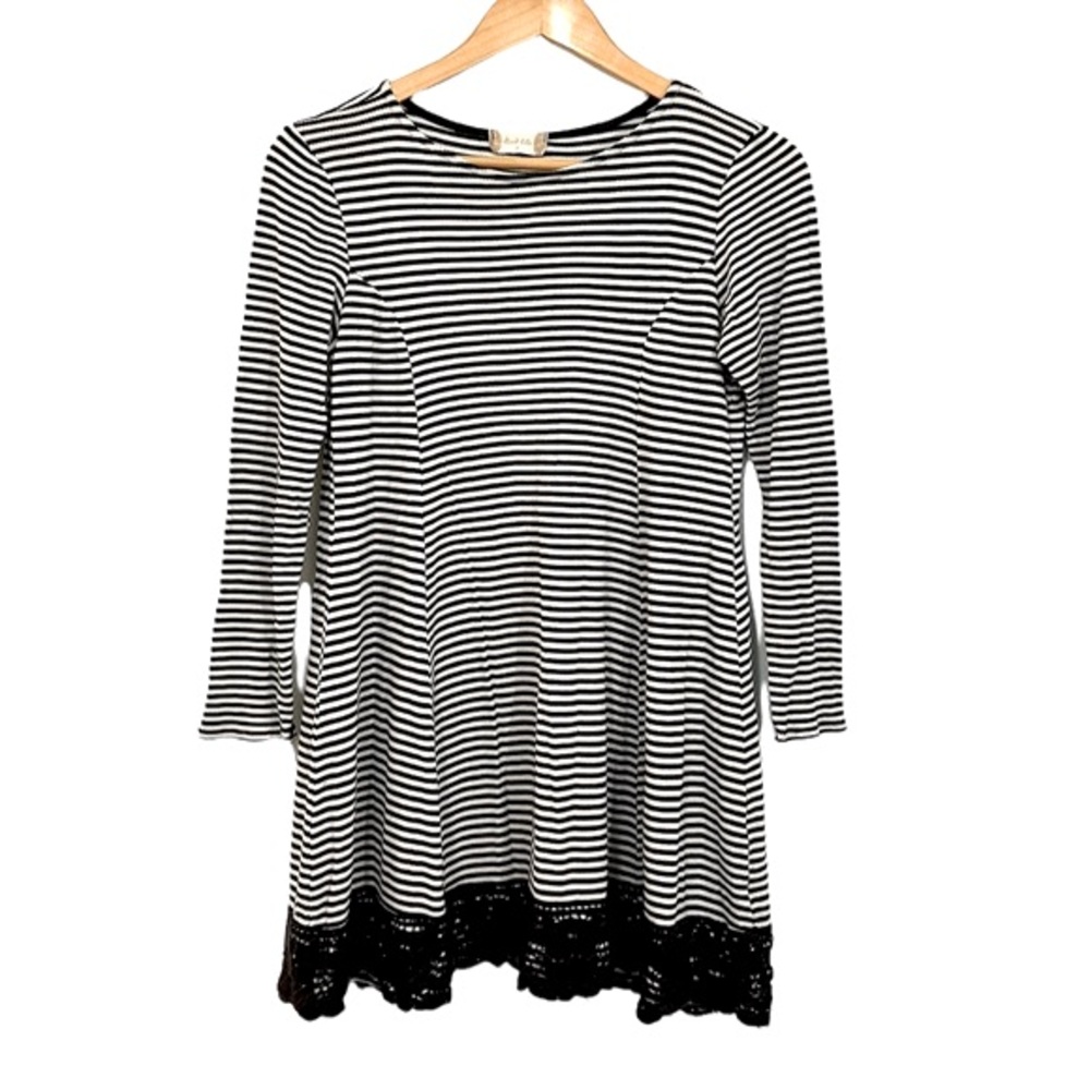 Altar’d State Gray White Stripe Ribbed Lace Crochet Mini Dress Stretch Small